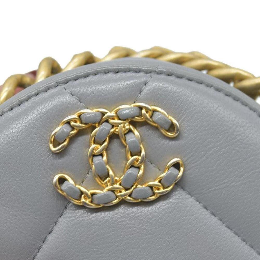 Chanel  Lambskin Quilted Chanel 19 Round Clutch With Chain - Picture 10 of 15